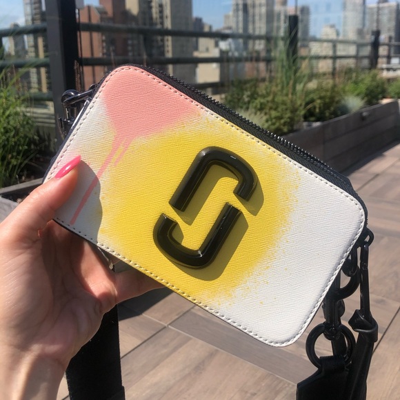 marc jacobs spray paint snapshot